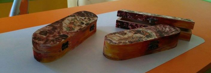 Как се прави кутия за бижута и калъф за очила
