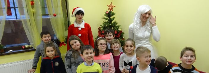 Щуро коледно парти в Детски център „Николито”!